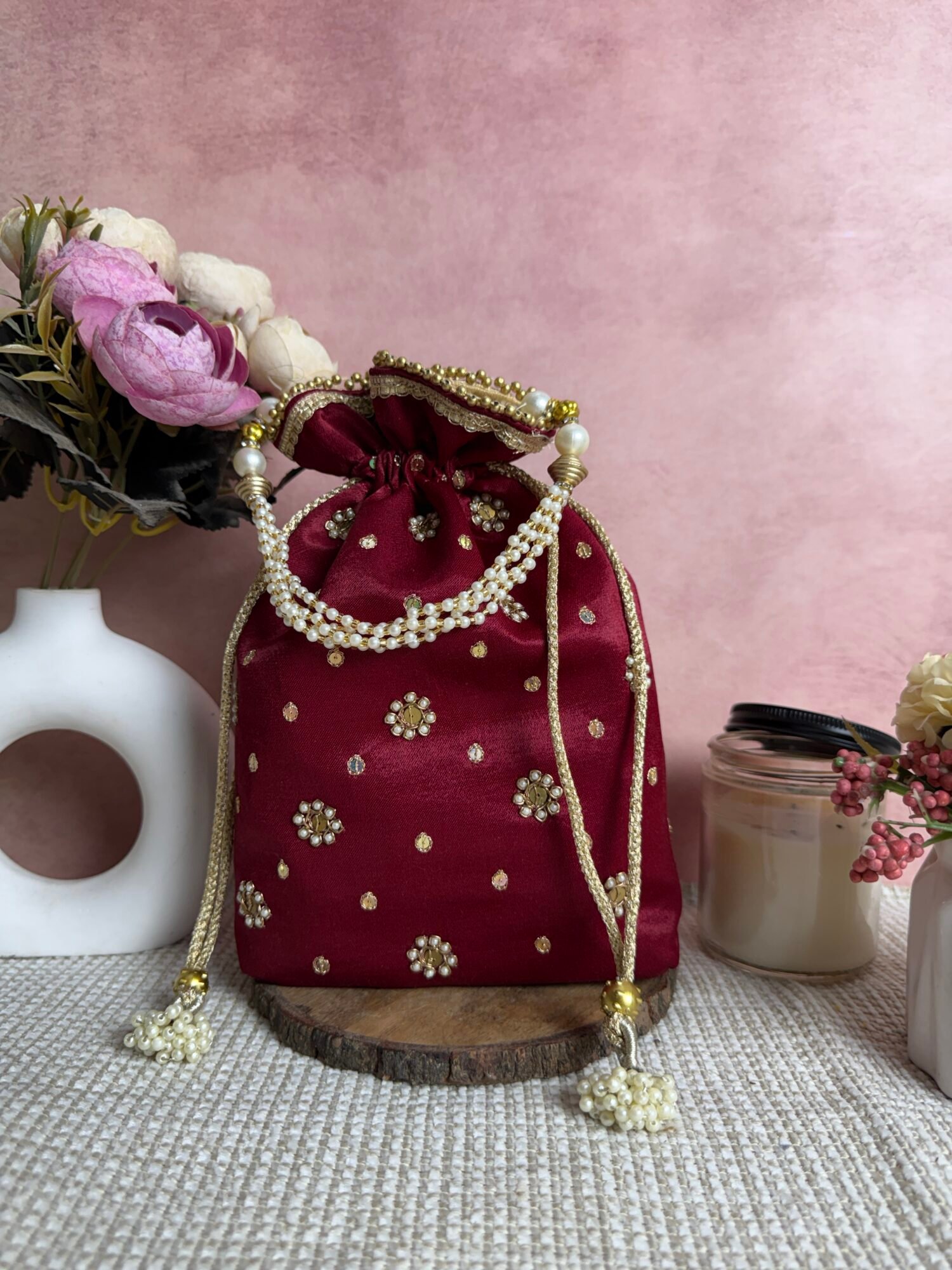 Royal  Potli