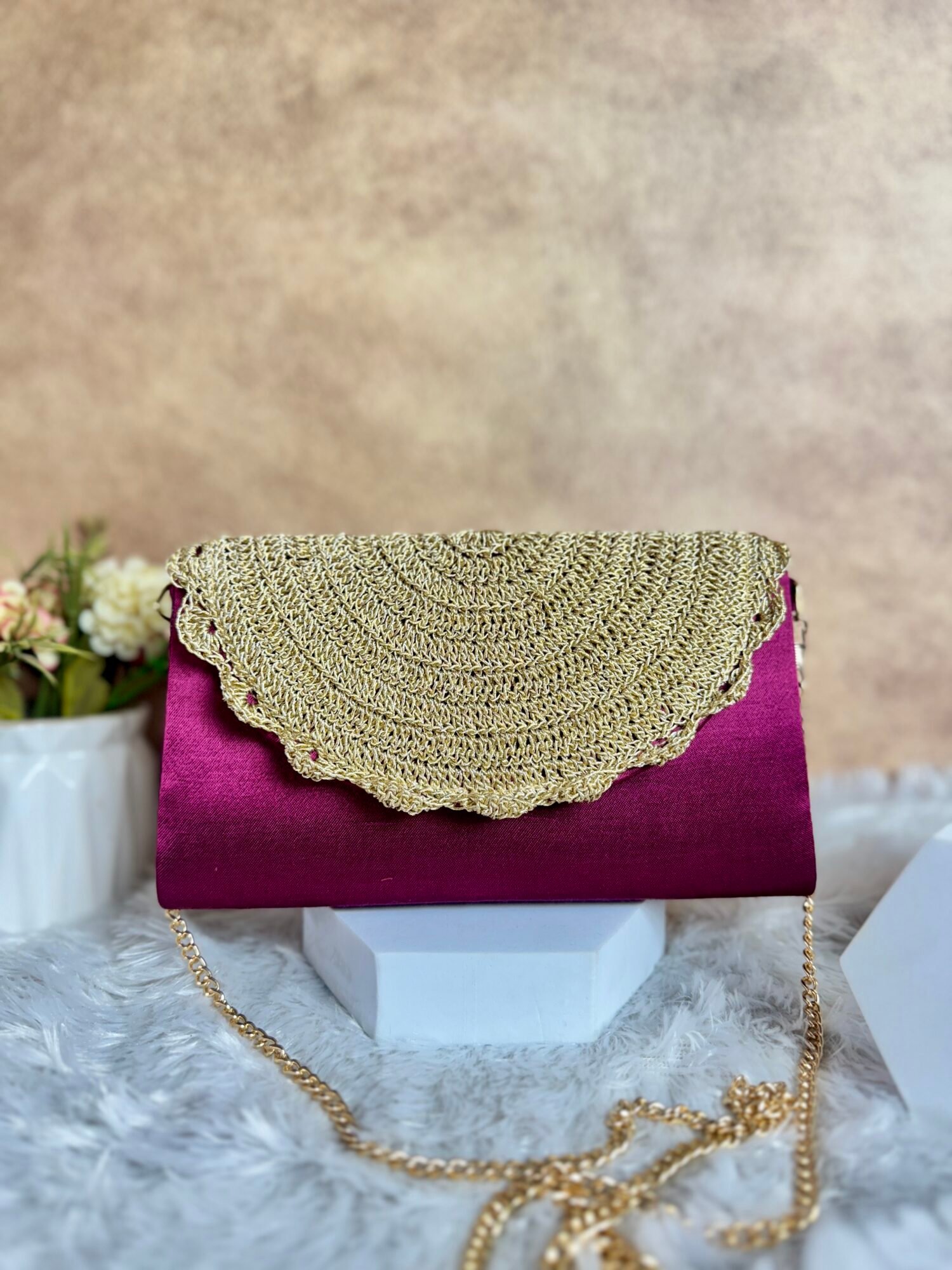 Half moon sling